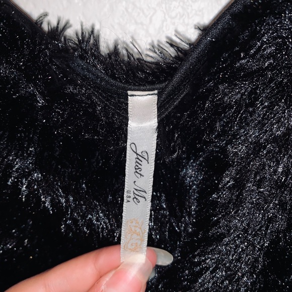 Dress - Picture 2 of 4